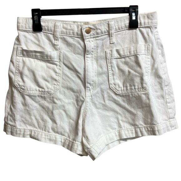 536. Universal thread highest rise a line white shorts size 10 - Picture 1 of 6